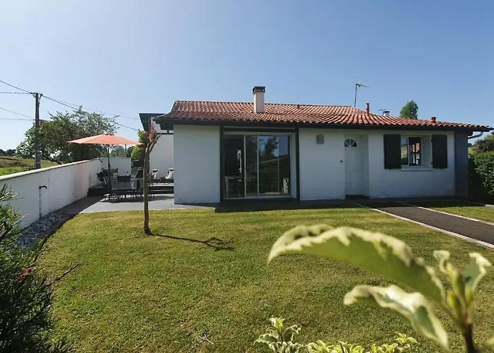 Semesterbostad Lamothe Came